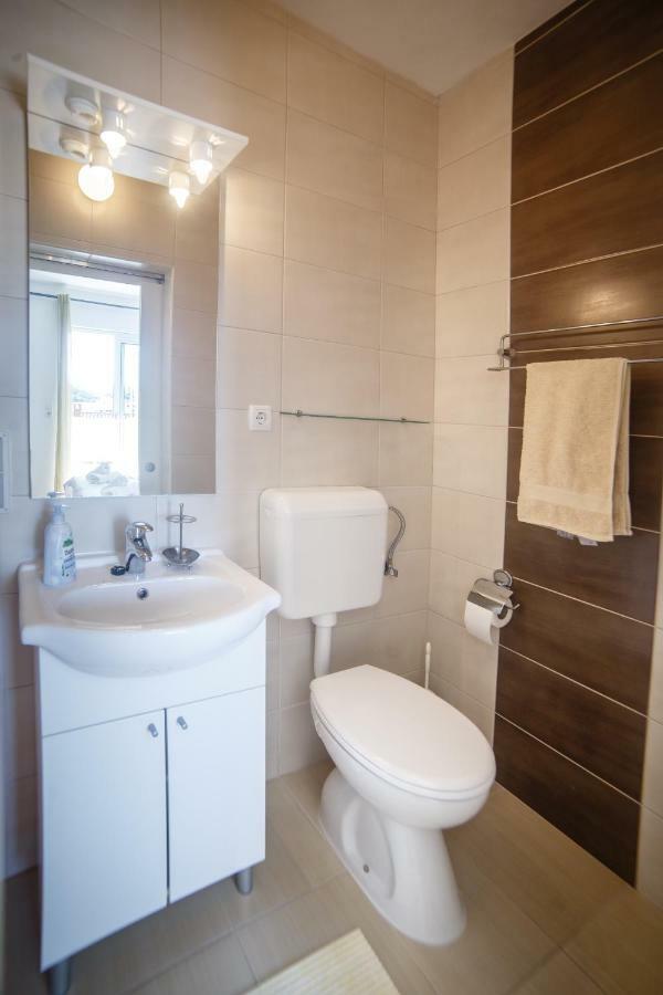 Apartments Maris Rab Town Dış mekan fotoğraf