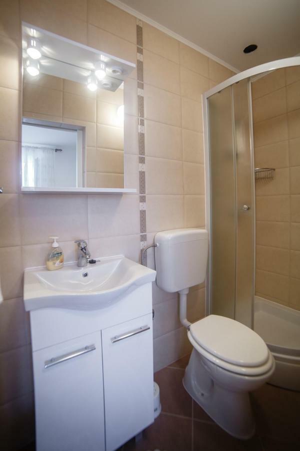 Apartments Maris Rab Town Dış mekan fotoğraf